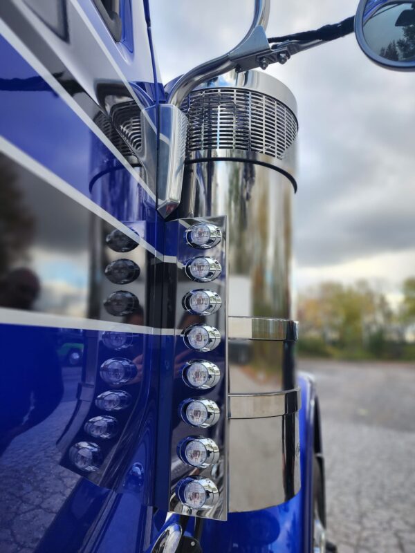 Peterbilt Rear Breather Panels